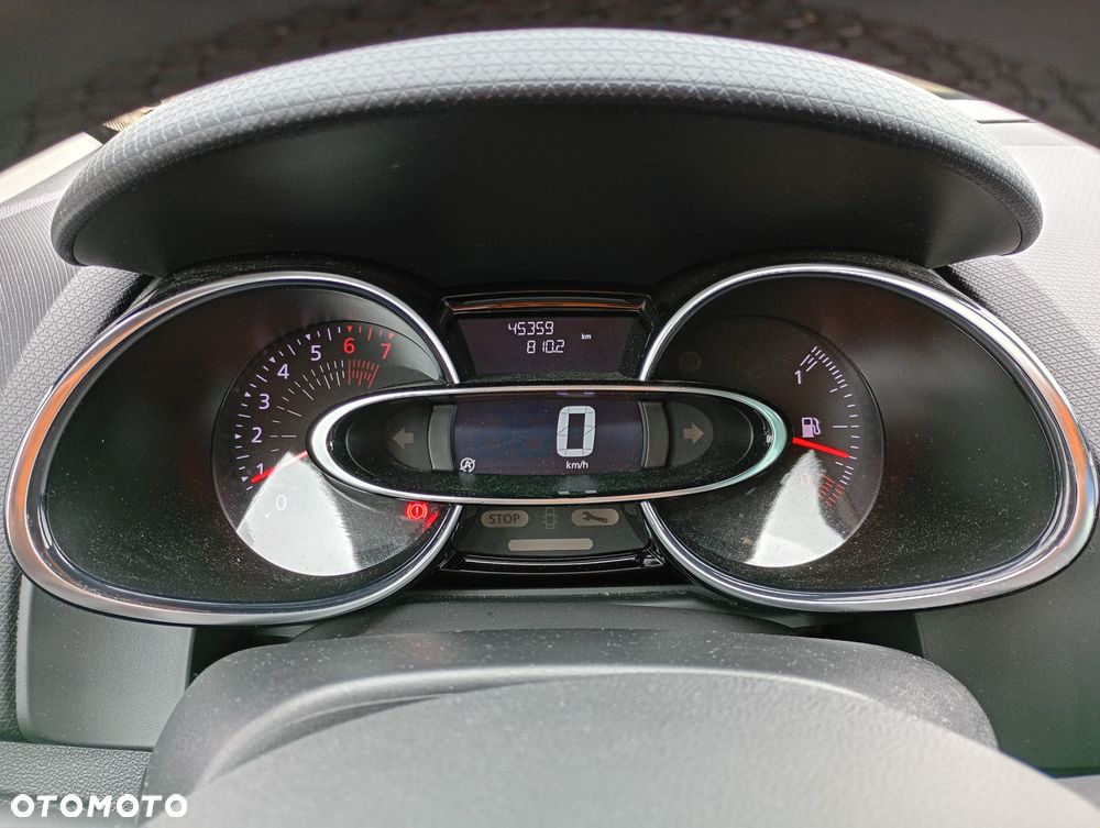 Renault Clio TCe 90 Limited - 13