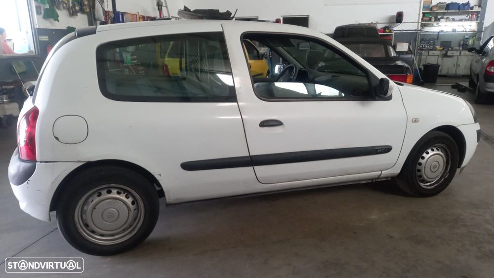 Portas Renault Clio II 1.5 dci 65cv K9K700 de 2003 - 4