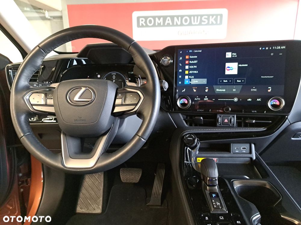 Lexus NX 350h Prestige AWD - 18