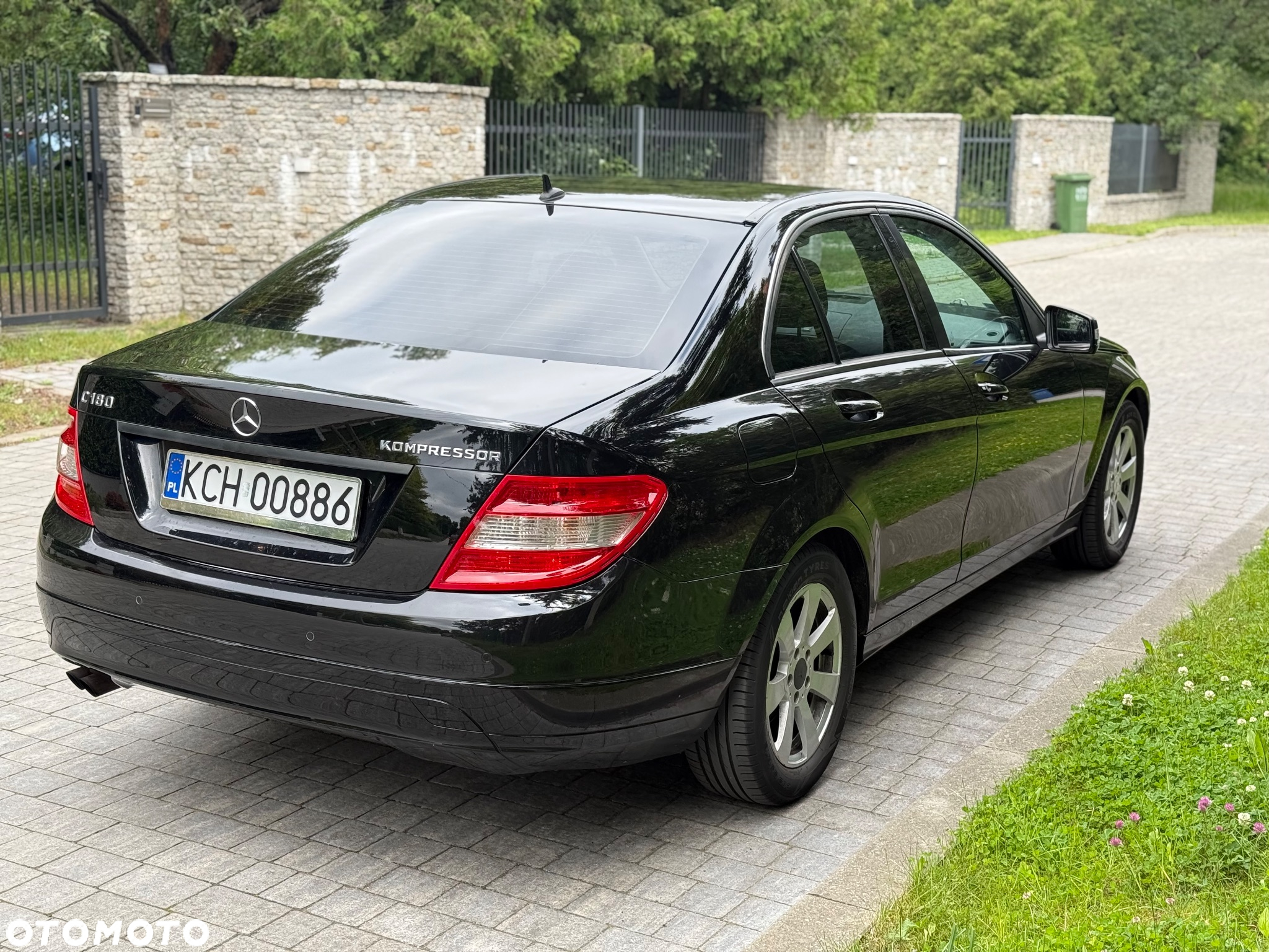 Mercedes-Benz Klasa C 180 BlueEFFICIENCY 7G-TRONIC Elegance - 6