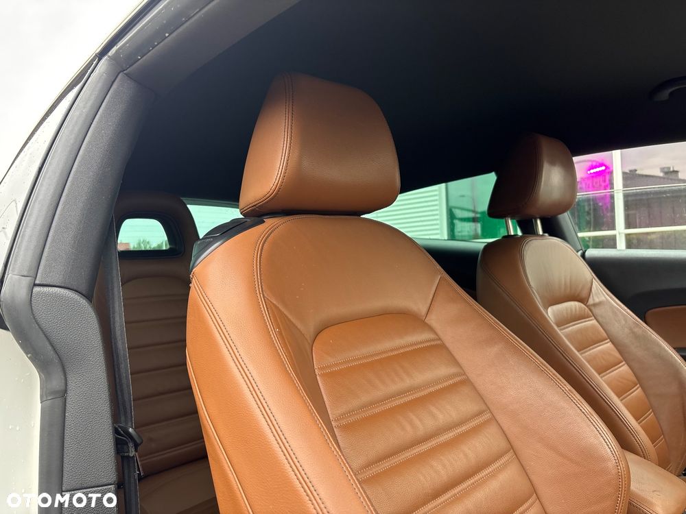 Volkswagen Scirocco 2.0 TDI DSG - 13