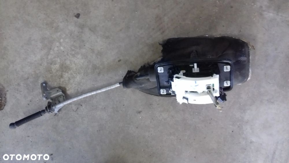 wybierak lewarek biegów 4F1713041N A6 C6 2.4 automat - 1