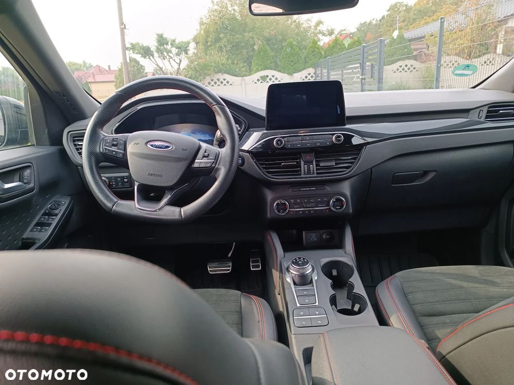 Ford Kuga 2.0 EcoBlue 4x4 ST-LINE - 18