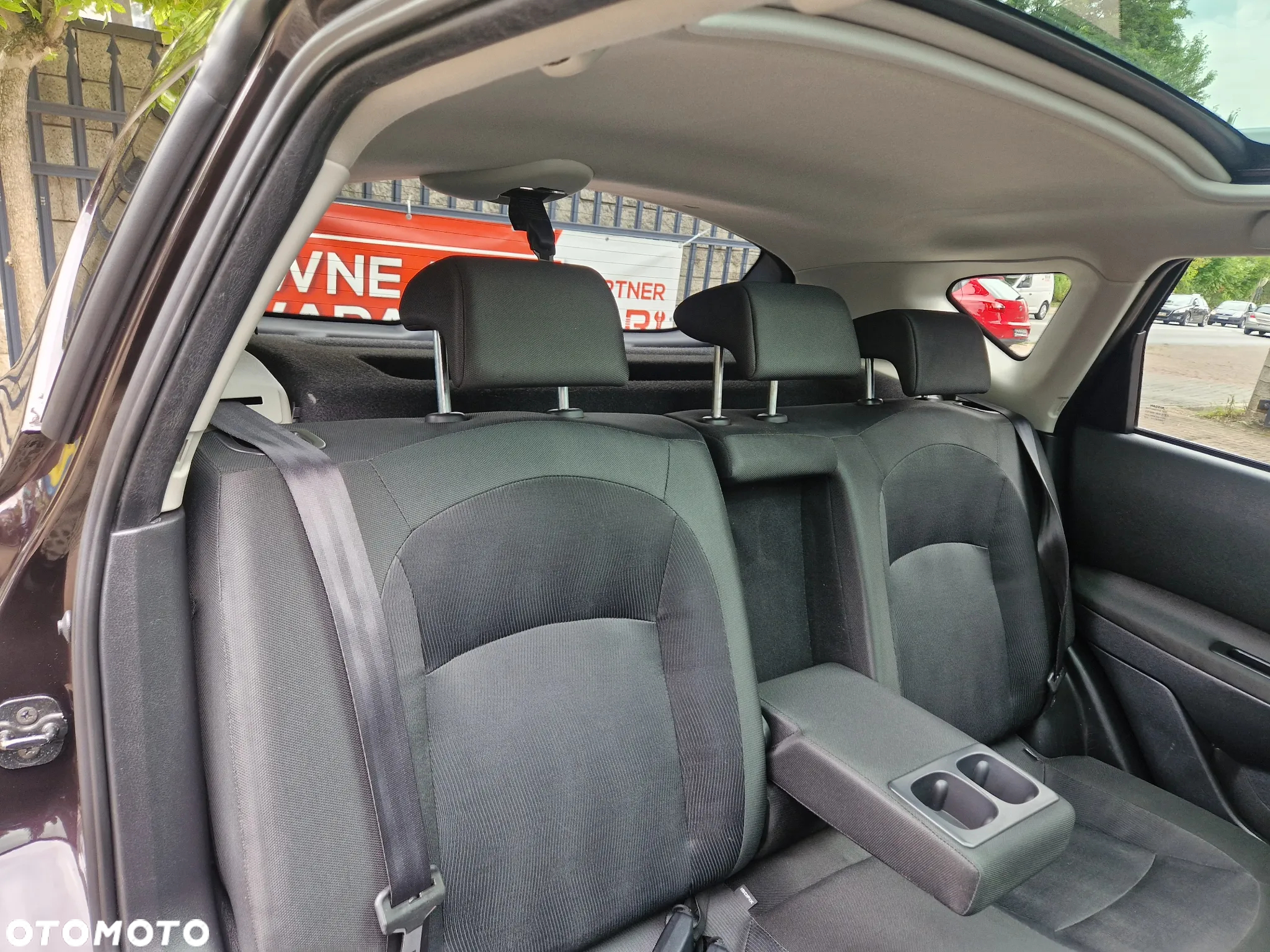 Nissan Qashqai 1.6 visia - 37