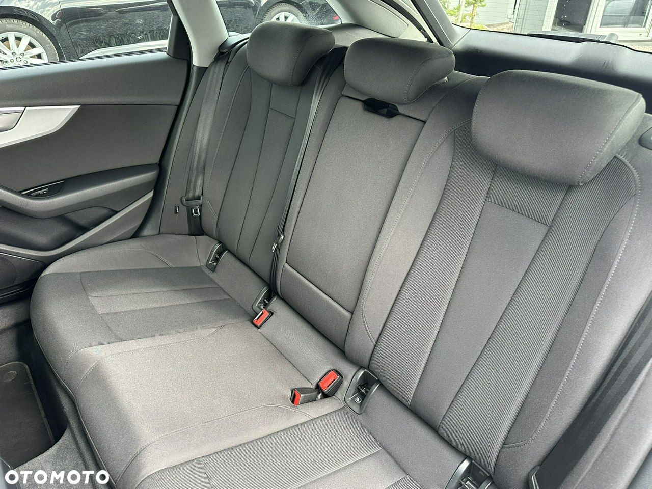 Audi A4 Allroad - 31