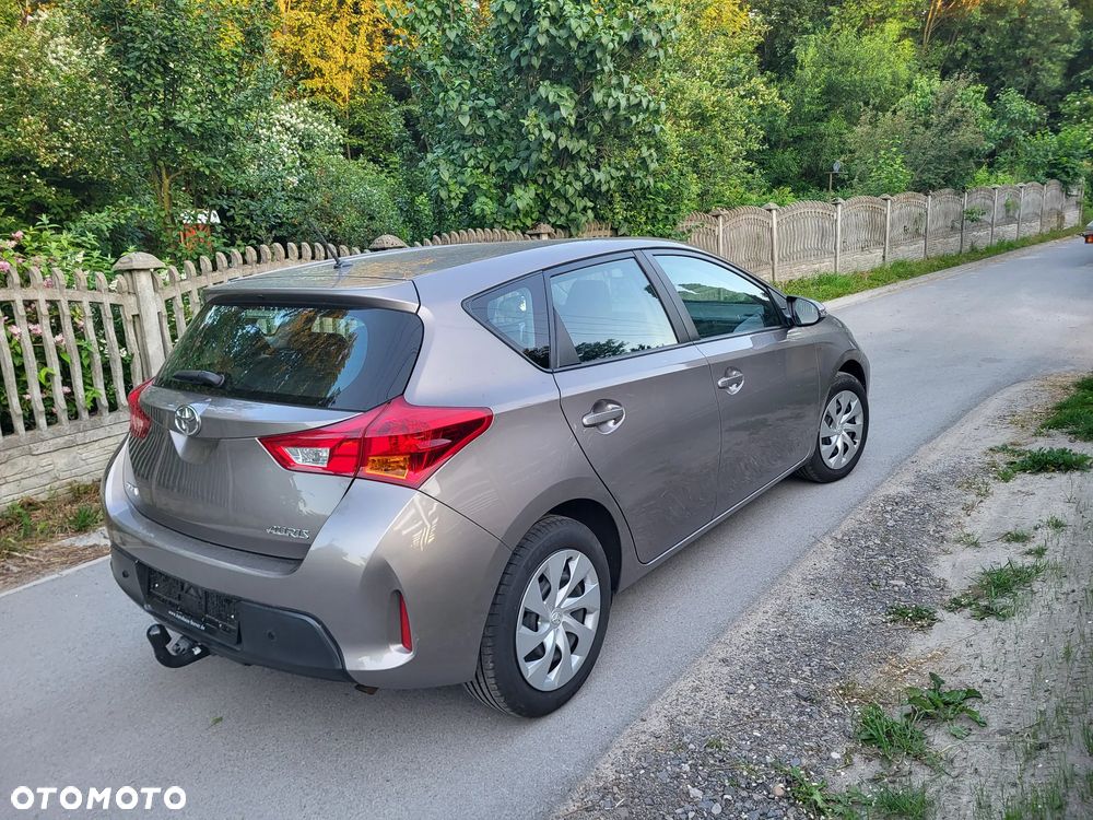 Toyota Auris 1.33 VVT-i Classic - 19