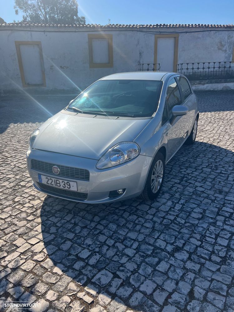 Fiat Grande Punto - 2