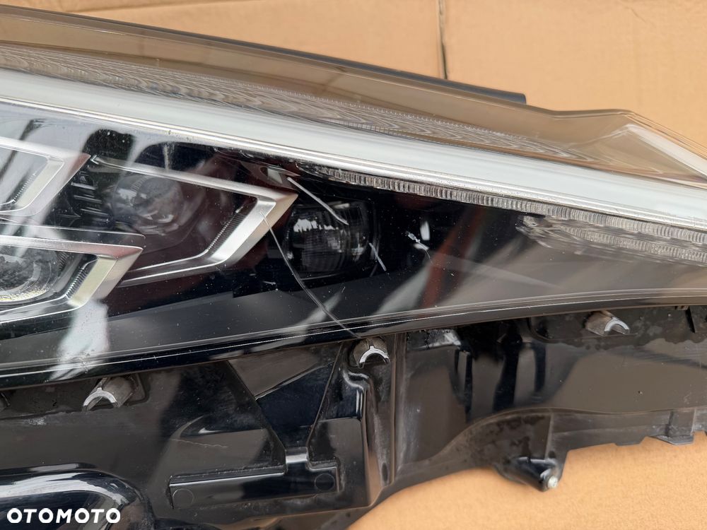 LEXUS UX LAMPA PRAWA PRZÓD FULL LED PRZEDNIĄ - 4