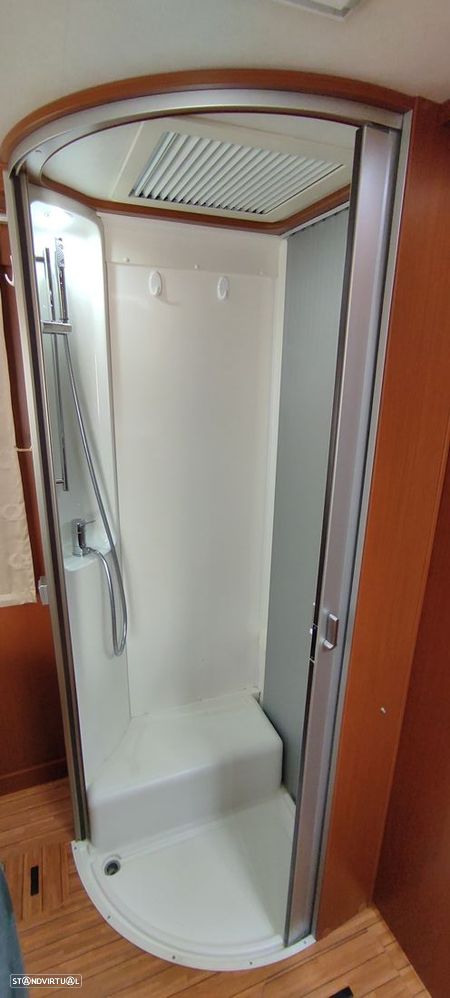 Hymer Car 697 (Cama central - Viesa) - 15