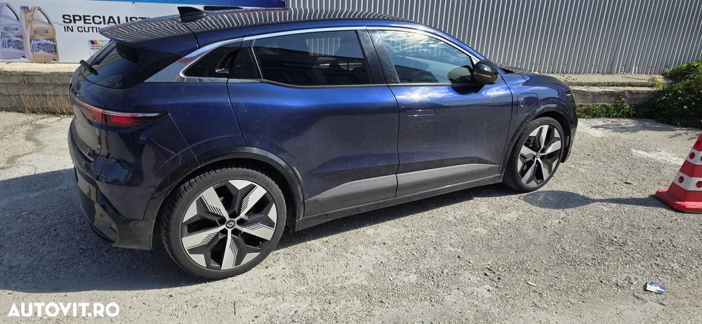 RENAULT Megane 2023 — imagine 3