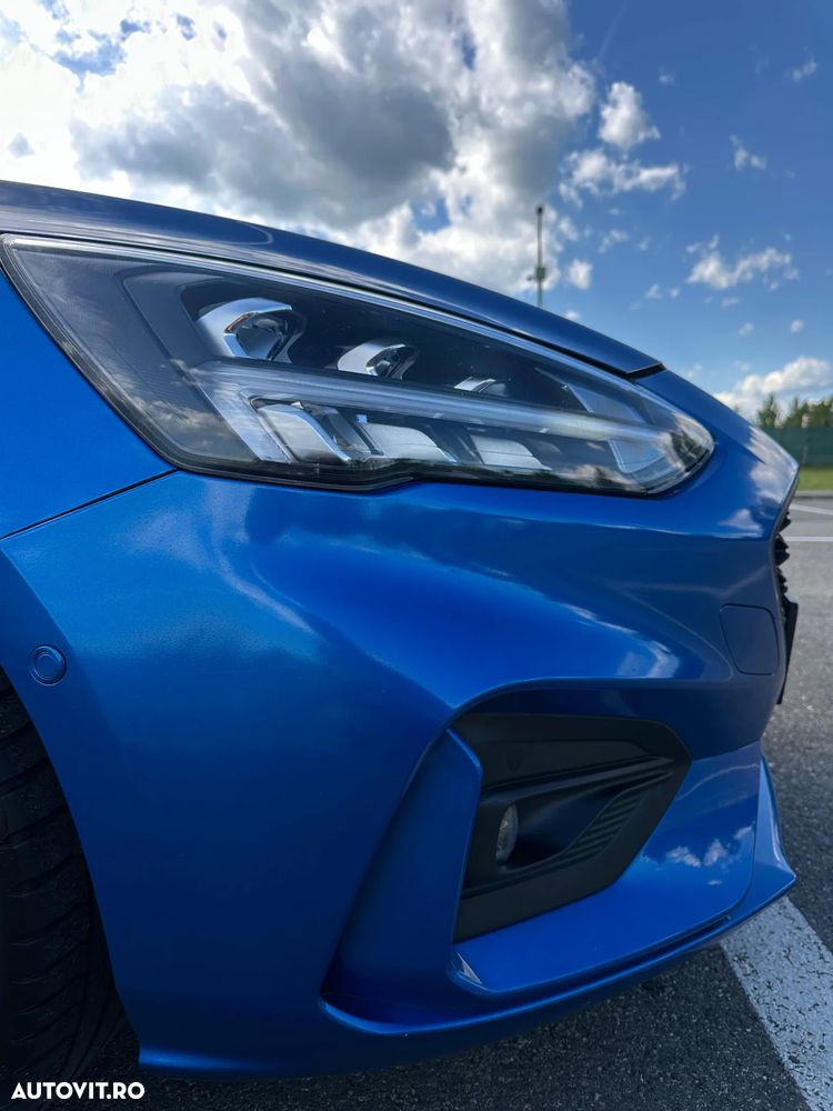 Ford Focus 1.5 EcoBoost ST-Line - 12