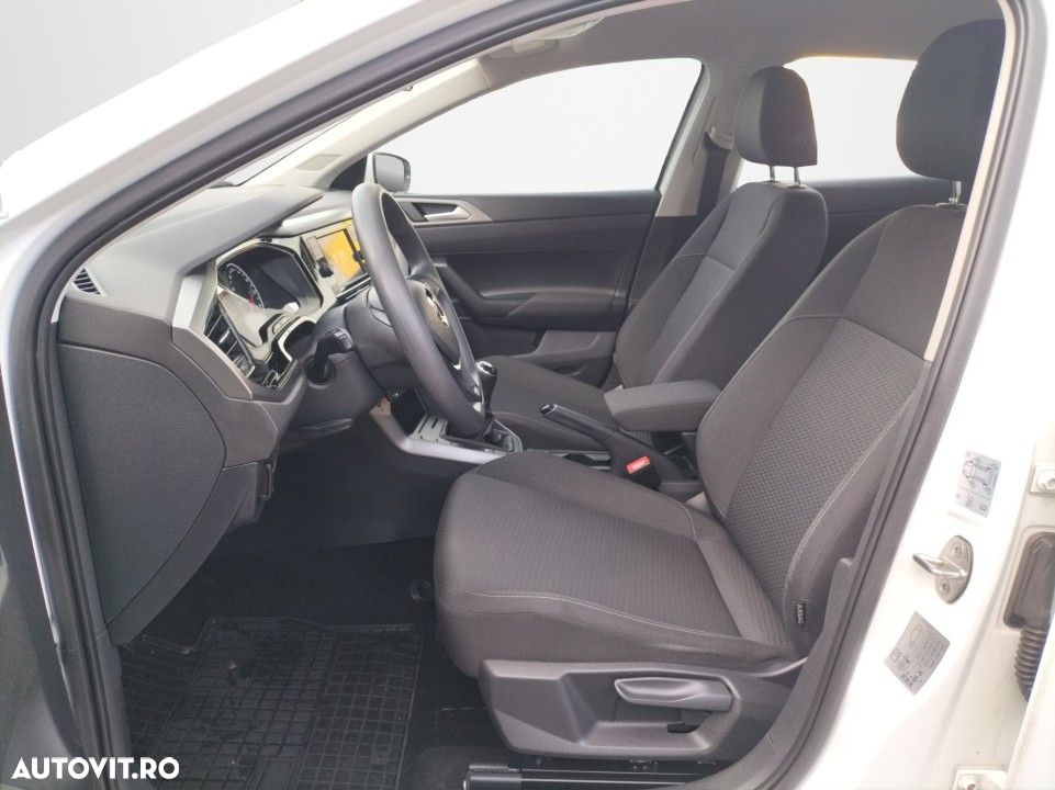 Volkswagen Polo - 9