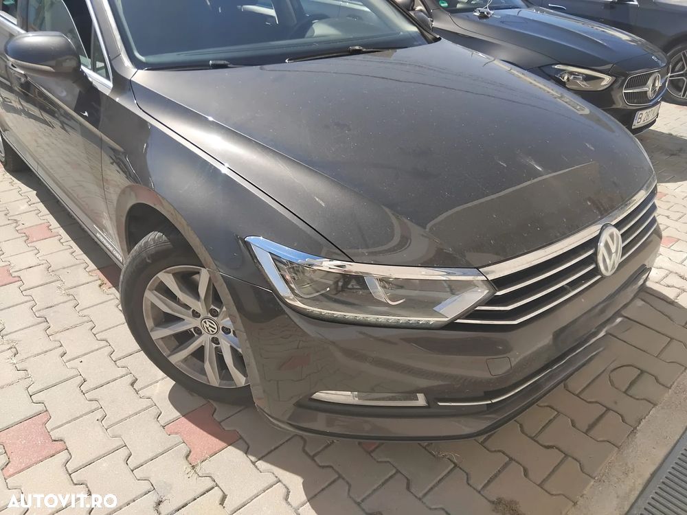 Volkswagen Passat Variant 2.0 TDI DSG (BlueMotion Technology) Comfortline - 2
