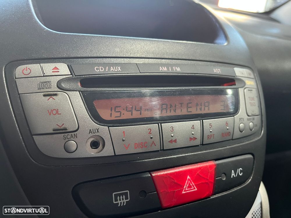 Peugeot 107 1.0 Trendy - 15