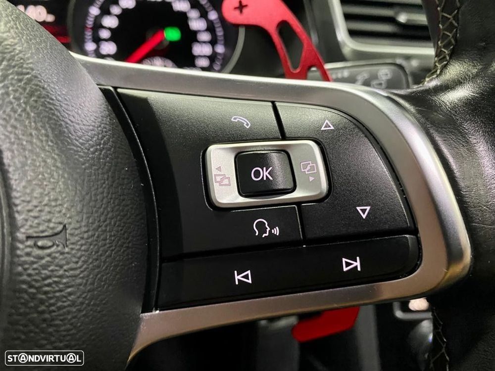 VW Golf 2.0 TDI GTD - 28