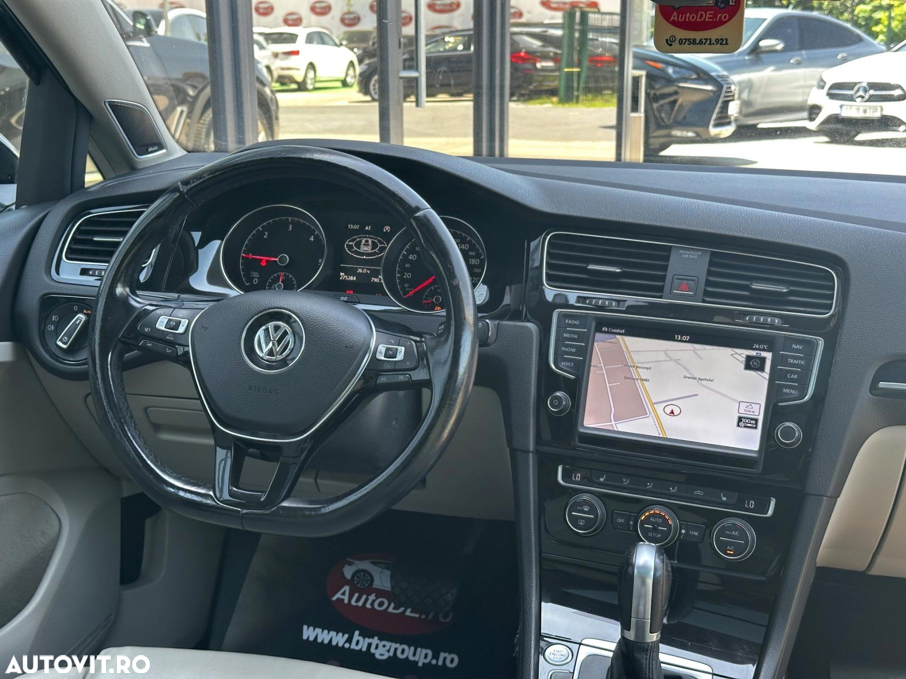 Volkswagen Golf - 9