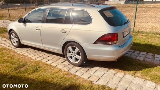 Volkswagen Golf VI 1.6 TDI Comfortline - 10