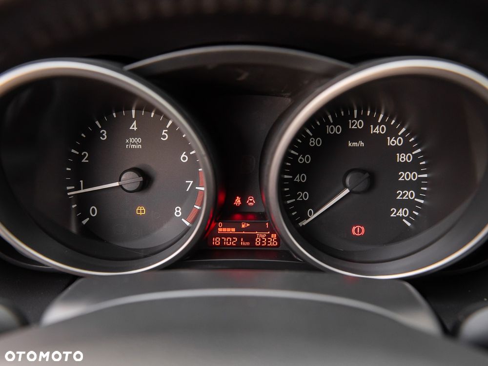 Mazda 5 - 18