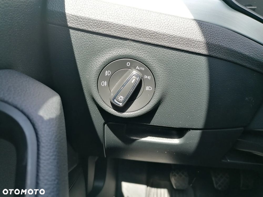 Skoda Superb 2.0 TDI Ambition - 10