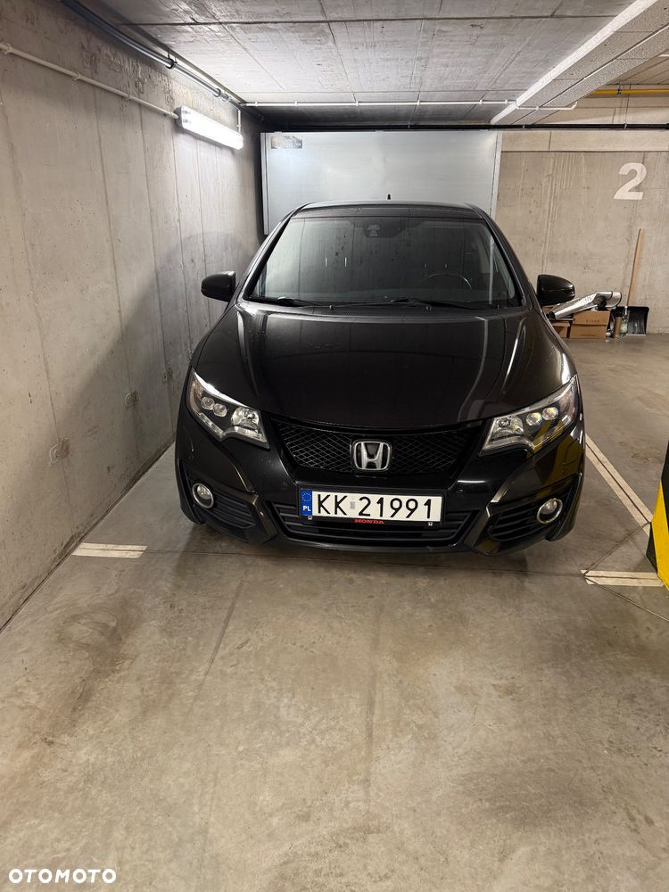 Honda Civic 1.6 i-DTEC Lifestyle Black Edition - 1