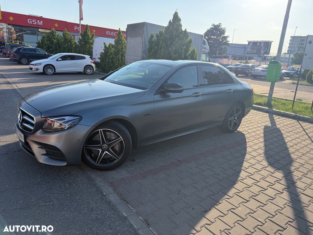 Mercedes-Benz E 350 9G-TRONIC AMG Line - 3