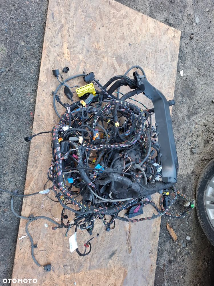 SKODA SUPERB III laurin & klement INSTALACJA WNĘTRZA WIĄZKA KABINY - 1