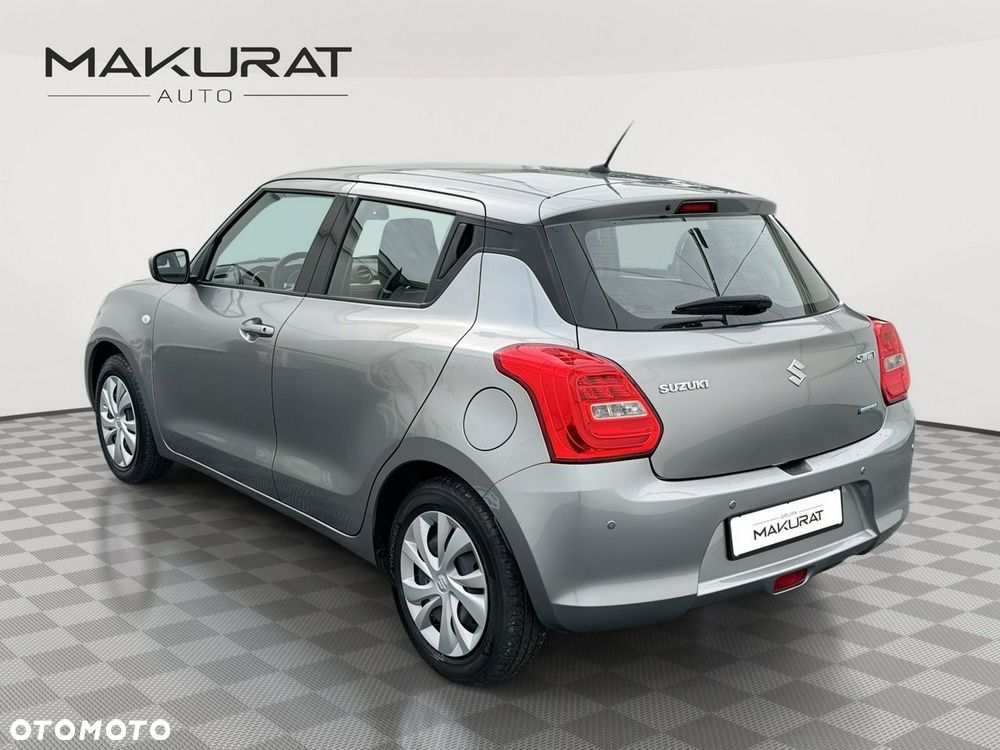 Suzuki Swift - 4