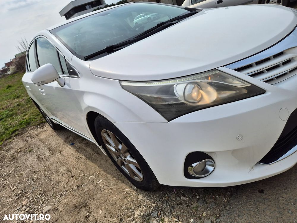 Toyota Avensis 2.2 D-CAT Luxury Aut. (consola argintie) - 3