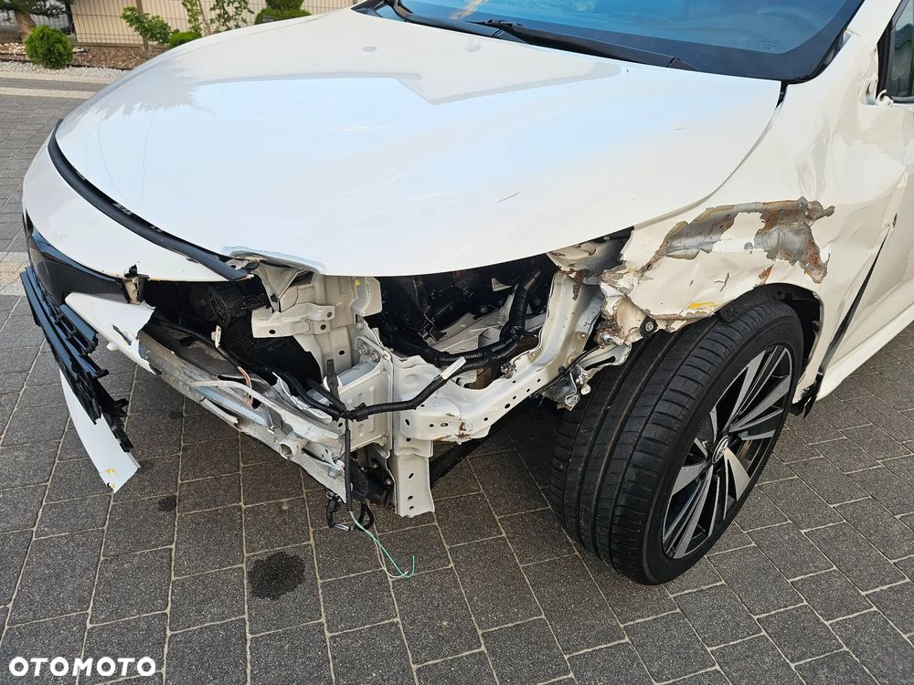 Toyota Corolla 2.0 Hybrid Style - 8