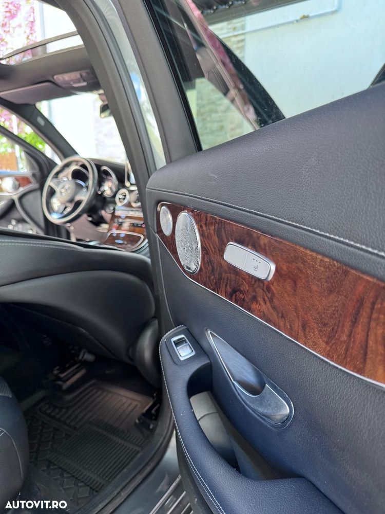 Mercedes-Benz GLC - 22