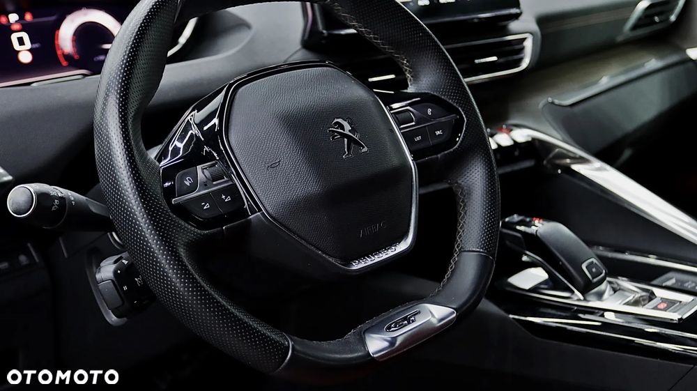 Peugeot 5008 1.6 PureTech GT S&S EAT8 - 18