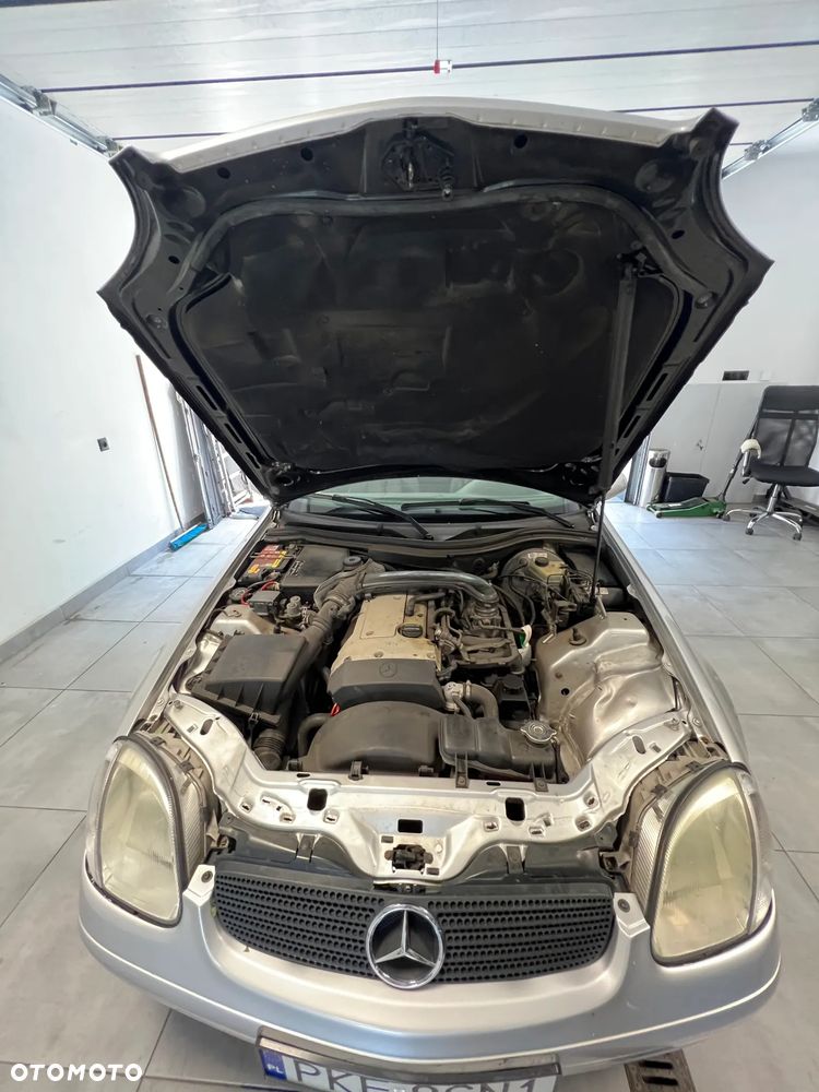 Mercedes-Benz SLK 200 - 10