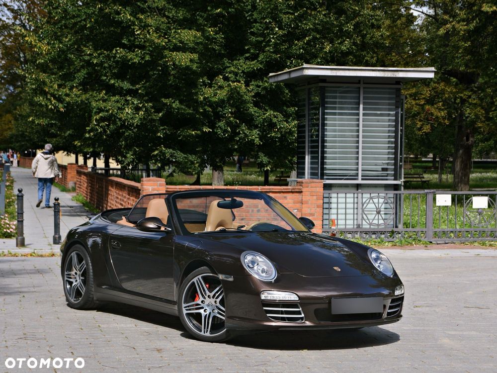 Porsche 911 Carrera 4S PDK - 31