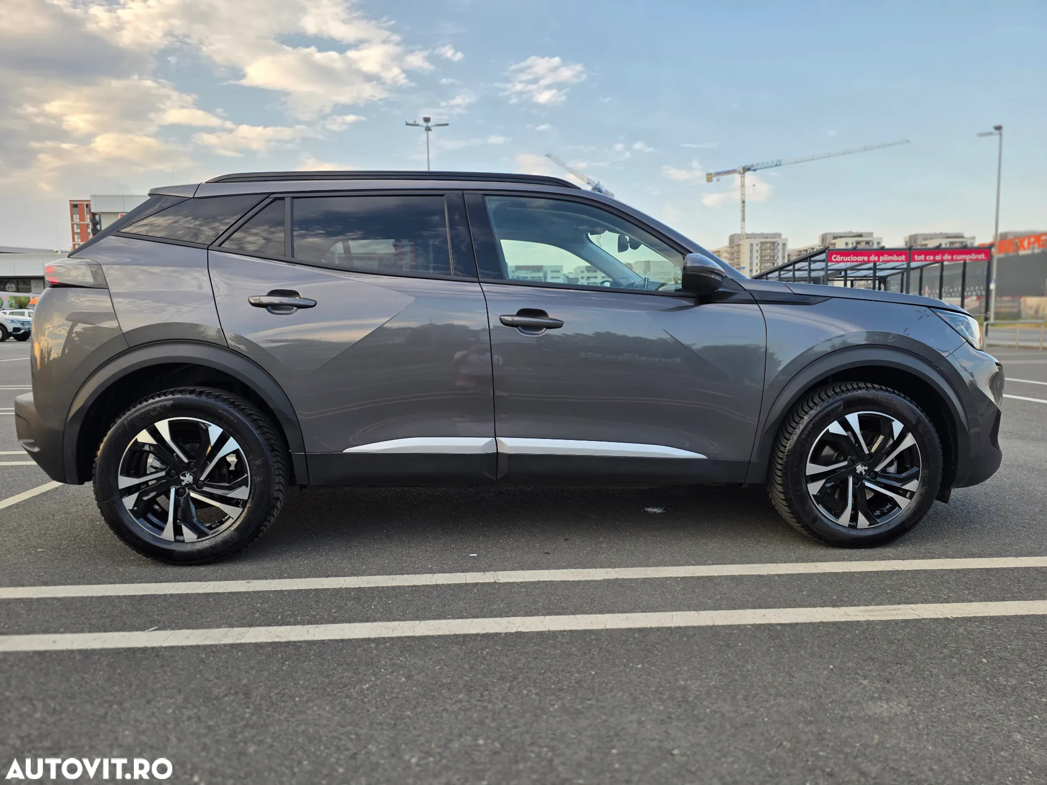 Peugeot 2008 BlueHDi 130 EAT8 Allure - 5
