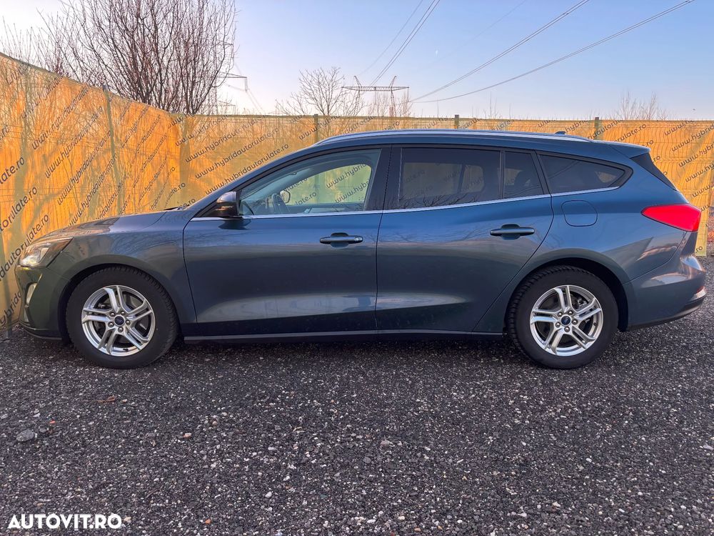 Ford Focus 1.0 EcoBoost MHEV Titanium - 2