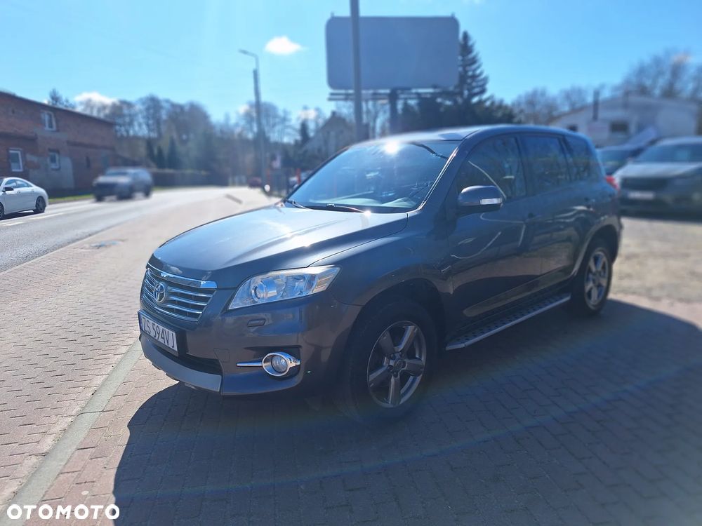 Toyota RAV4 2.2 D-4D 4x4 Comfort - 2