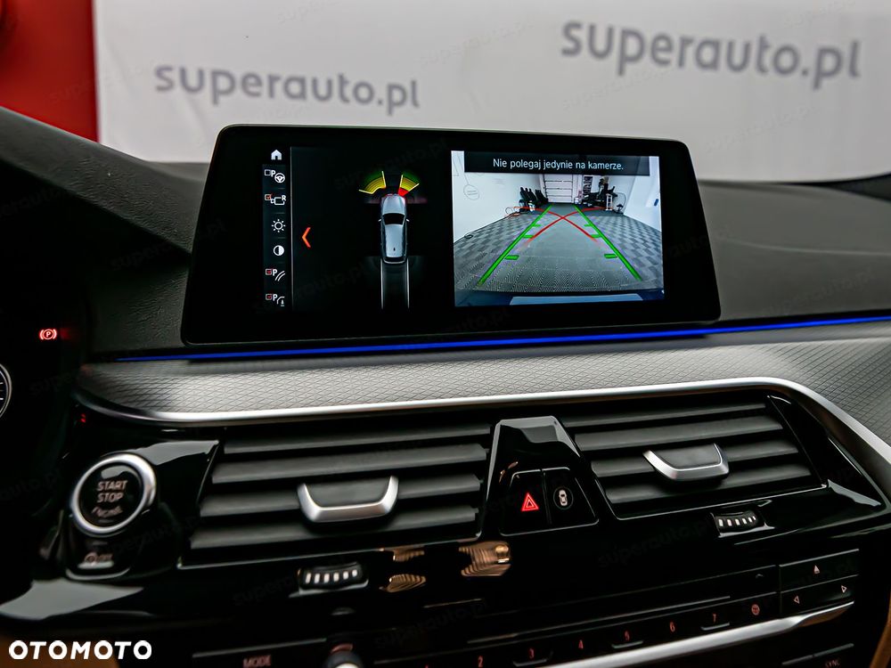 BMW Seria 5 520d xDrive - 21