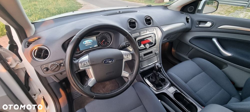 Ford Mondeo 2.0 Viva Trend - 15