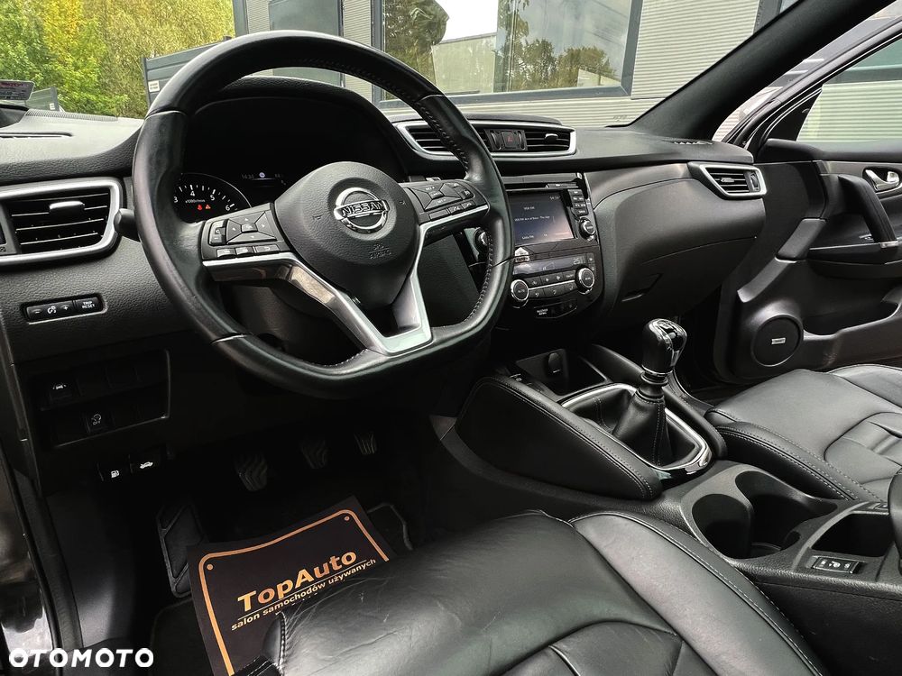 Nissan Qashqai 1.2 DIG-T TEKNA+ - 22