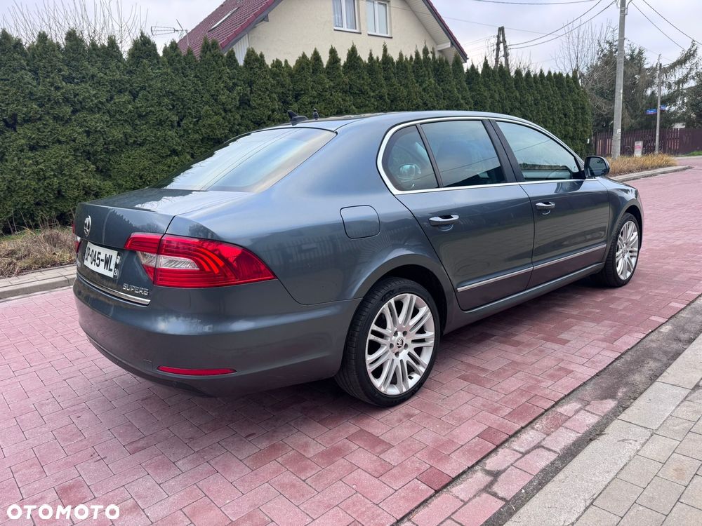Skoda Superb 2.0 TDI Green tec Ambition - 3