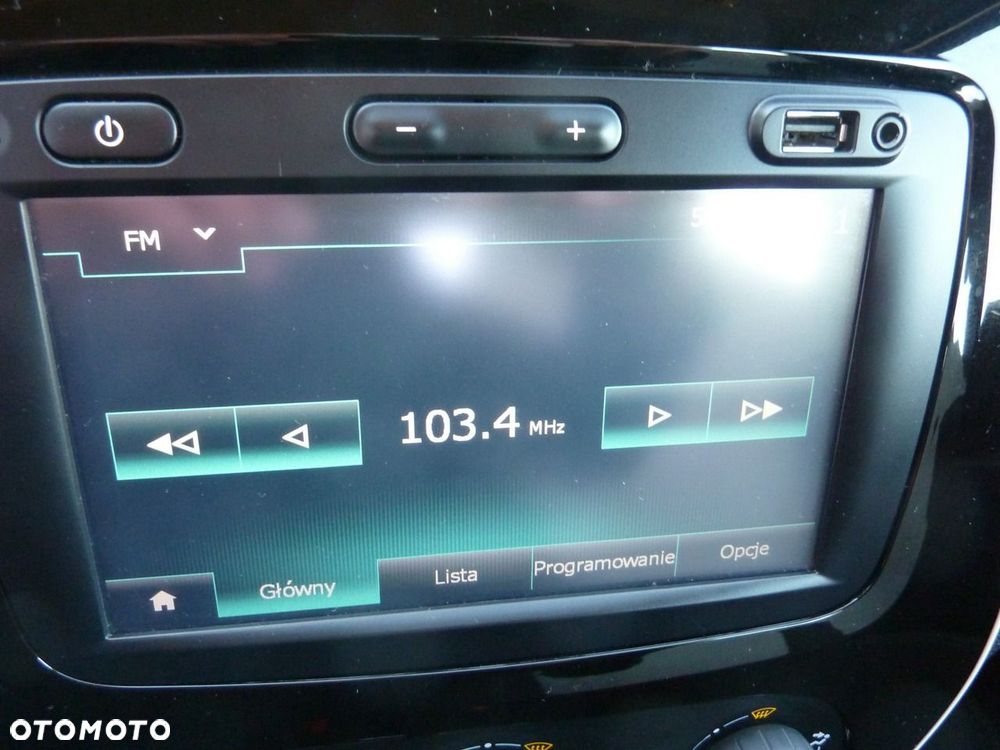 Renault Captur - 30