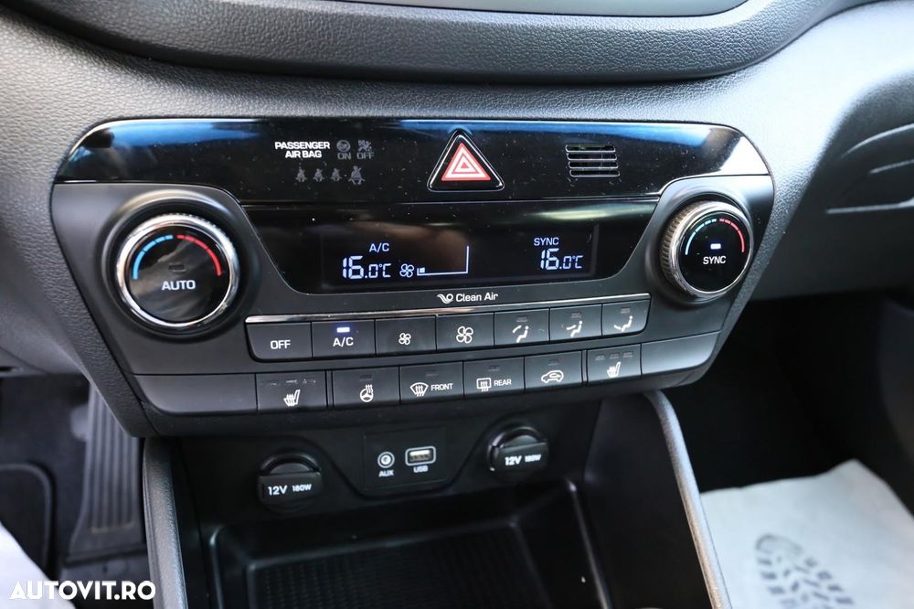 Hyundai Tucson 2.0 CRDI 4WD 6MT Premium - 23