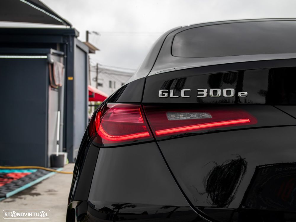 Mercedes-Benz GLC 300 e Coupe 4Matic 9G-TRONIC Edition AMG Line - 12