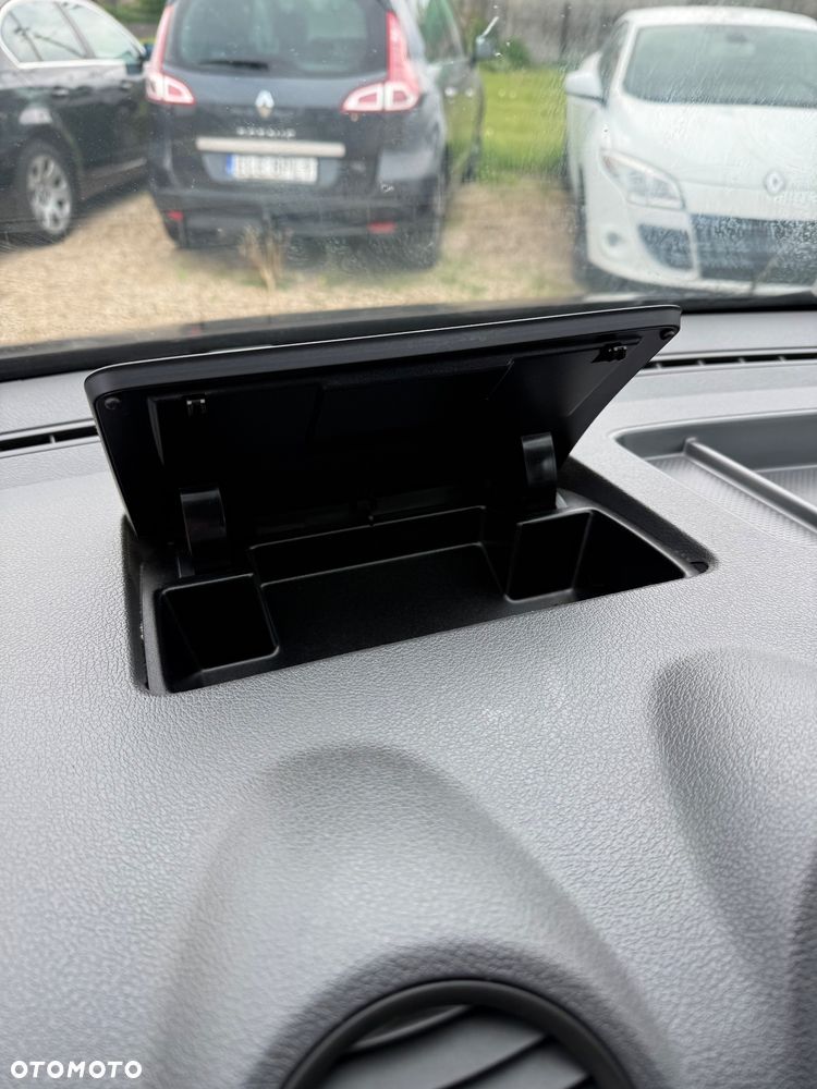 Volkswagen Caddy Maxi Life - 22