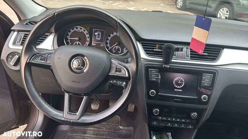 Skoda RAPID 1.6 TDI Style - 10