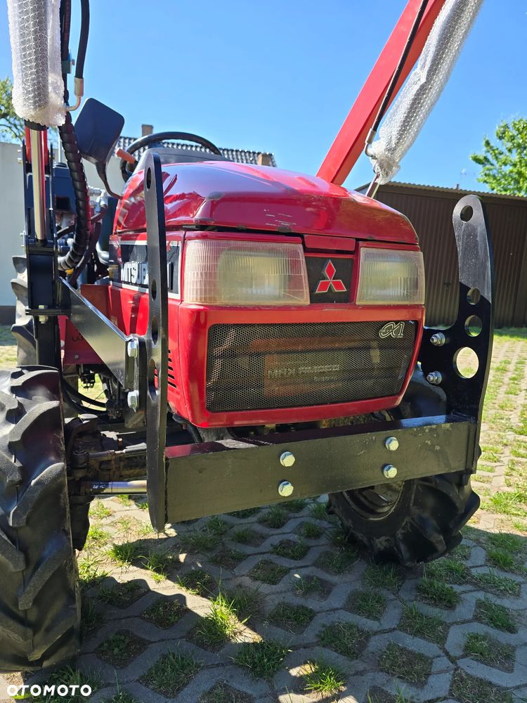 Mitsubishi - 5