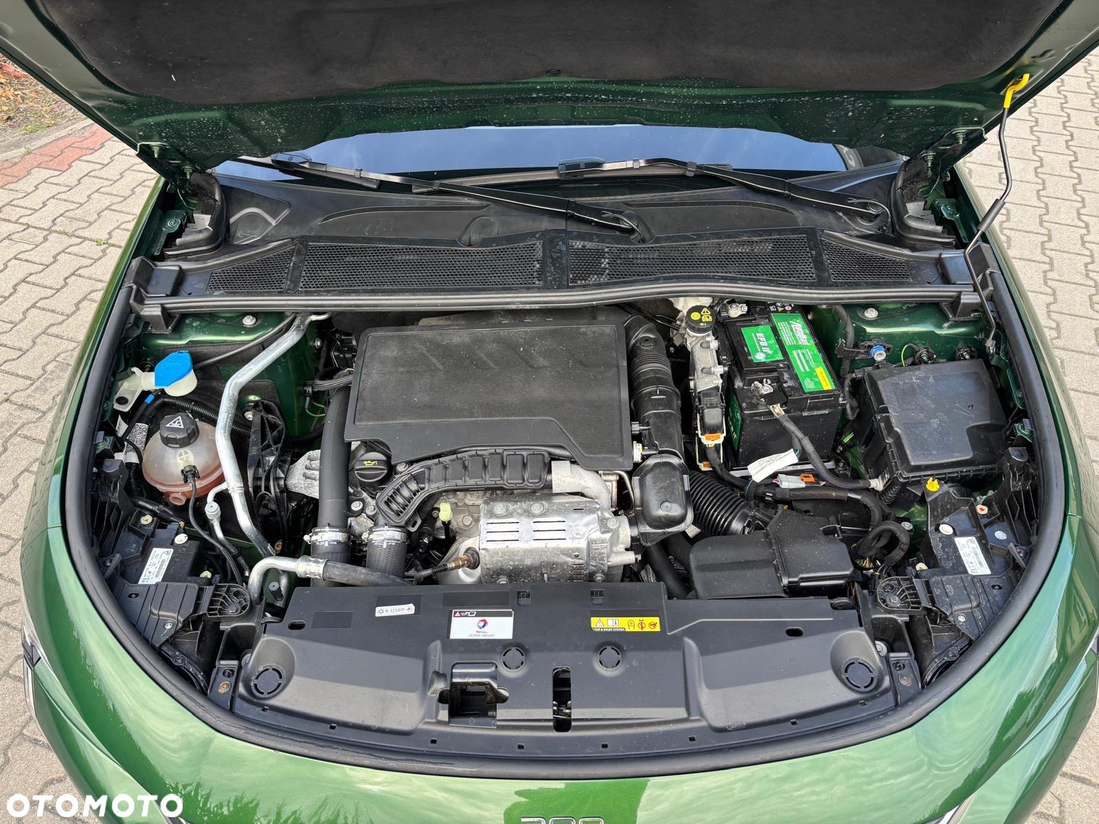 Peugeot 308 1.2 PureTech GT Pack S&S EAT8 - 14