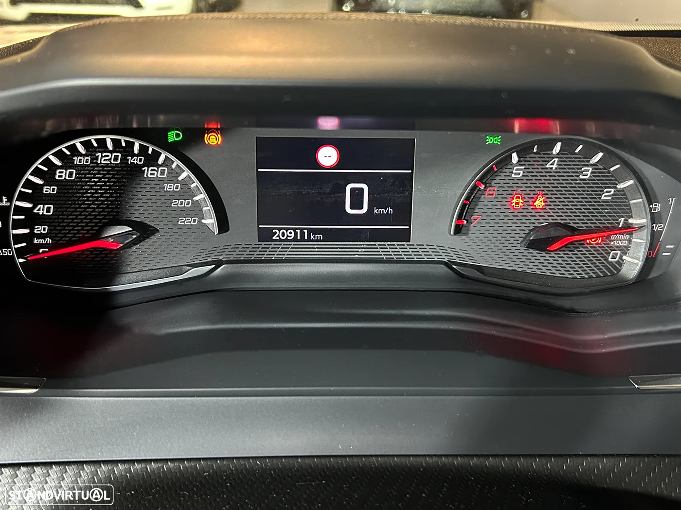 Peugeot 2008 1.2 PureTech Active - 26