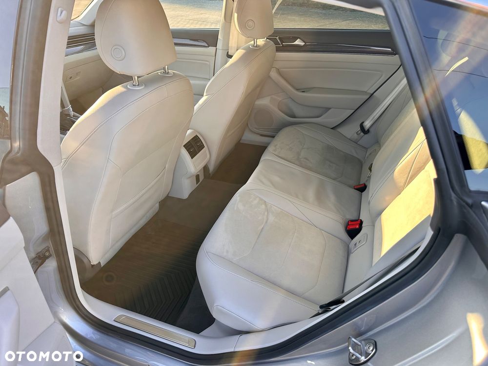 Volkswagen Arteon 2.0 TDI Bi-Turbo SCR 4Mot Elegance DSG - 10