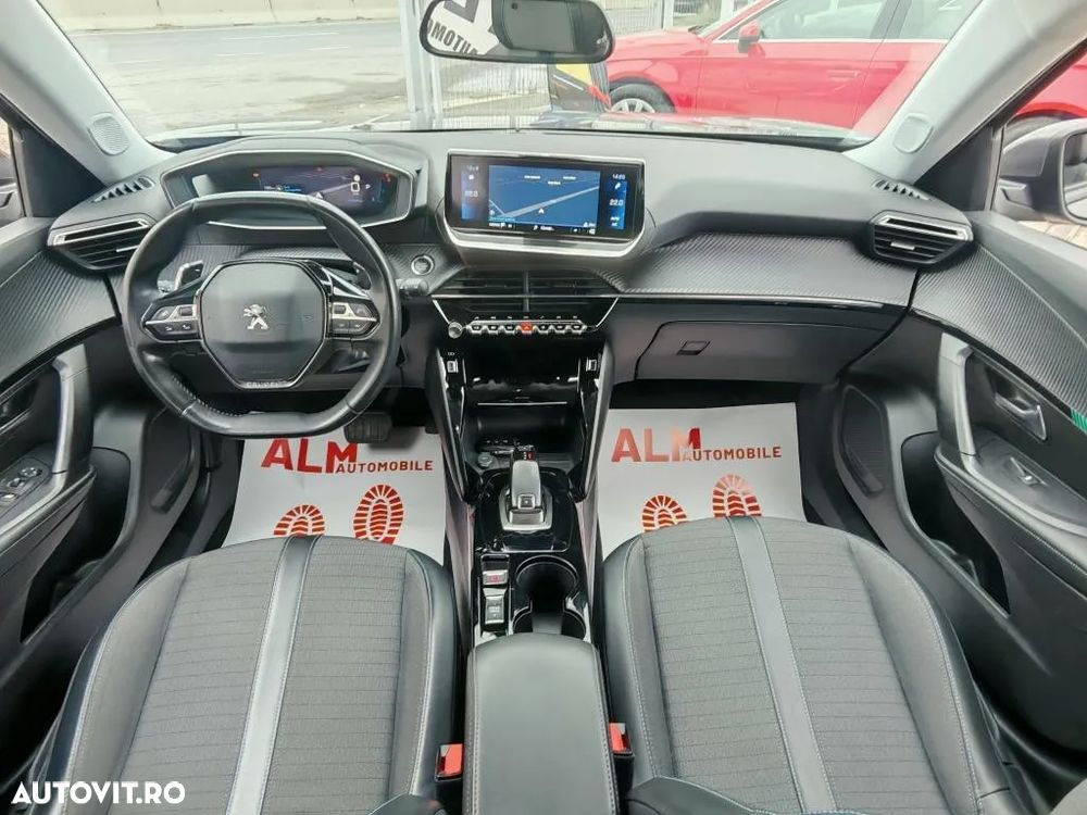 Peugeot 2008 1.2 L PureTech STT EAT8 Allure - 2